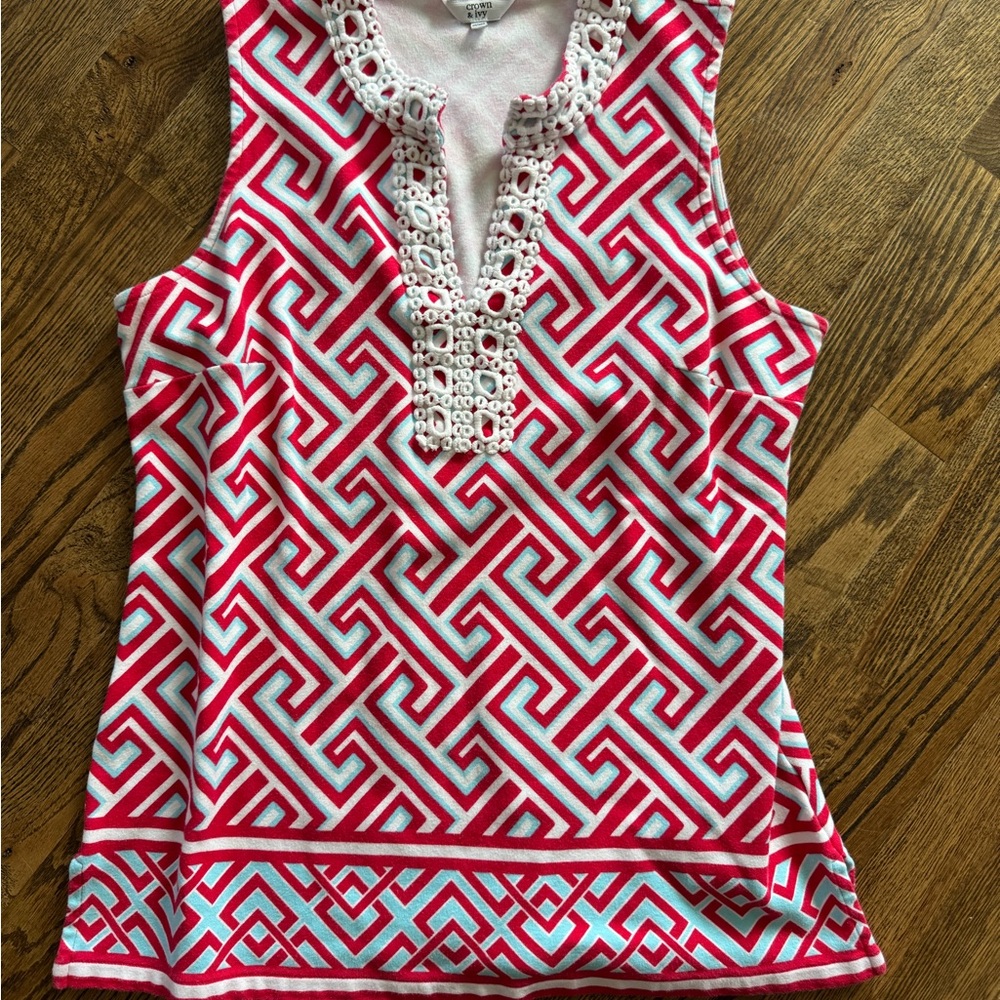 Crown & Ivy Top Medium